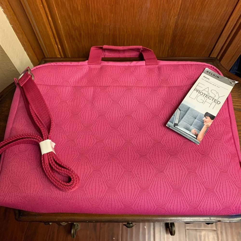 New Belkin laptop carrier
